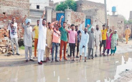 ਸੀਵਰੇਜ ਬੰਦ ਹੋਣ ਕਾਰਨ ਵਾਰਡ ਵਾਸੀ ਪ੍ਰੇਸ਼ਾਨ