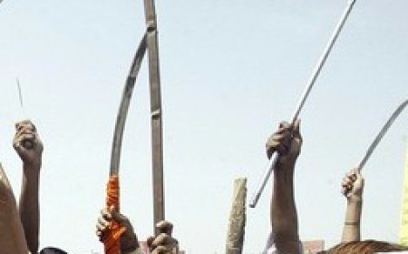 ਖੁਦਗਰਜ਼ ਲੋਕ