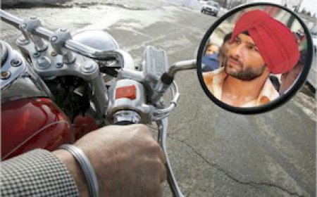 ਆਪੇ ਮੇਲਿ ਮਿਲਾਈ