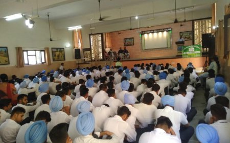 ਜੀ.ਟੀ. ਬੀ. ਖਾਲਸਾ ਸੀਨੀਅਰ ਸੈਕੰਡਰੀ ਸਕੂਲ, ਮਲੋਟ ਵਿਚ ਕੈਂਸਰ ਜਾਗਰੂਕਤਾ ਪ੍ਰਤੀ ਸੈਮੀਨਾਰ ਕਰਵਾਇਆ