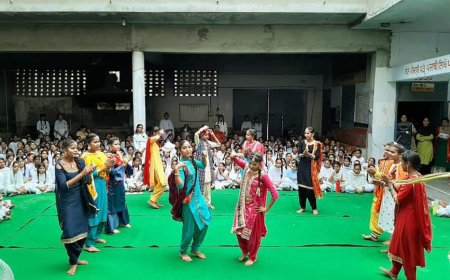 ਸਰਕਾਰੀ ਕੰਨਿਆ ਸੀਨੀਅਰ ਸੈਕੰਡਰੀ ਸਕੂਲ ਮੰਡੀ ਹਰਜੀ ਰਾਮ ਮਲੋਟ ਵਿਖੇ ਮਨਾਇਆ ਗਿਆ ਤੀਆਂ ਦਾ ਤਿਉਹਾਰ