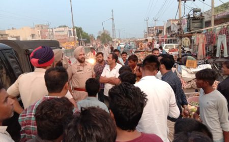 ਪੁਲਿਸ ਵੱਲੋਂ ਦੁਕਾਨਦਾਰਾਂ ਨਾਲ ਨਸ਼ਿਆਂ ਖਿਲਾਫ ਮੀਟਿੰਗ ਨਸ਼ਿਆਂ ਦੇ ਖਾਤਮੇ ਲਈ ਸਾਂਝੇ ਹੰਭਲੇ ਦੀ ਲੋੜ: ਐੱਸ.ਐੱਚ.ਓ