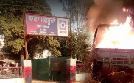 ਜਲੰਧਰ : ਮਕਸੂਦਾਂ ਥਾਣੇ ਦੇ ਬਾਹਰ ਖੜੇ ਵਾਹਨਾਂ ਨੂੰ ਲੱਗੀ ਅੱਗ , ਪੁਲਿਸ ਨੂੰ ਪਈਆਂ ਭਾਜੜਾਂ