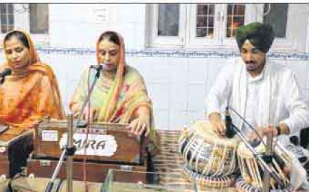 ਸ੍ਰੀ ਗੁਰੂ ਗ੍ਰੰਥ ਸਾਹਿਬ ਜੀ ਦਾ ਪਹਿਲਾ ਪ੍ਰਕਾਸ਼ ਦਿਹਾੜਾ ਮਨਾਇਆ