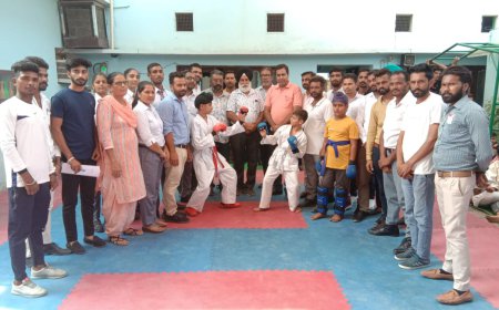 ਜ਼ਿਲ੍ਹਾ ਪੱਧਰ ਕਰਾਟੇ ਟੂਰਨਾਮੈਂਟ ਵਿੱਚ ਗਰੀਨਲੈਂਡ ਕਾਨਵੈਂਟ ਸਕੂਲ ਦੇ ਵਿਦਿਆਰਥੀਆਂ ਨੇ ਮਾਰੀ ਬਾਜ਼ੀ