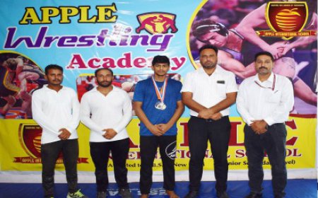 ਐਪਲ ਇੰਟਰਨੈਸ਼ਨਲ ਸਕੂਲ ਦੇ ਵਿਦਿਆਰਥੀ ਨੇ ਰਾਸ਼ਟਰੀ ਪੱਧਰ ਤੇ ਕਰਾਈ ਬੱਲੇ ਬੱਲੇ