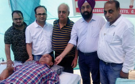 ਸਲਾਨਾ ਯਾਦ 'ਚ ਖੂਨ ਦਾਨ ਕੈਂਪ ਲਾਇਆ