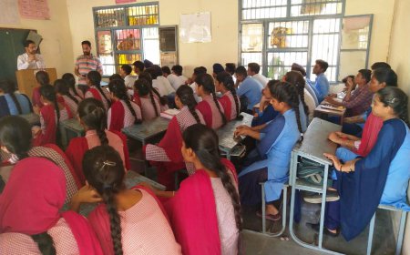 ਪਿੰਡ ਬਾਦਲ ਵਿਖੇ ਕਾਨੂੰਨੀ ਜਾਗਰੂਕਤਾ ਕੈਂਪ ਲਗਾਇਆ