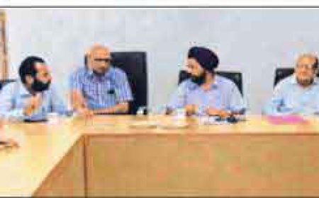 ਝੋਨੇ ਦੀ ਖ਼ਰੀਦ ਸਬੰਧੀ ਪ੍ਰਬੰਧਾਂ ਦਾ ਲਿਆ ਜਾਇਜ਼ਾ