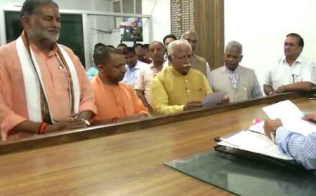 ਕਰਨਾਲ ਸੀਟ ਤੋਂ ਮੁੱਖ ਮੰਤਰੀ ਮਨੋਹਰ ਲਾਲ ਖੱਟਰ ਨੇ ਭਰਿਆ ਨਾਮਜ਼ਦਗੀ ਪੱਤਰ