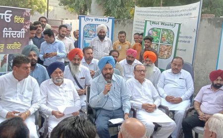 ਗਾਂਧੀ ਜਯੰਤੀ ਦੇ ਮੌਕੇ ਤੇ ਕਰਵਾਇਆ ਗਿਆ ਸੁੰਹ ਚੁੱਕ ਸਮਾਗਮ