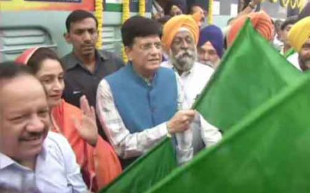 ਸਰਬੱਤ ਦਾ ਭੱਲਾ ਐਕਸਪ੍ਰੈਸ’ ਰੇਲ ਗੱਡੀ ਦਿੱਲੀ ਤੋਂ ਲੁਧਿਆਣਾ ਲਈ ਰਵਾਨਾ