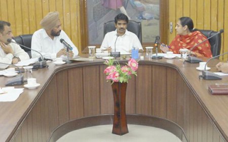 ਸ੍ਰੀ ਮੁਕਤਸਰ ਸਾਹਿਬ ਵਿਖੇ ਹੋਣ ਵਾਲੀਆਂ ਪੰਜਾਬ ਰਾਜ ਖੇਡਾਂ ਅੰਡਰ 18 ਦੀਆਂ ਤਿਆਰੀਆਂ ਸਬੰਧੀ ਬੈਠਕ