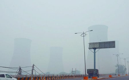 ਜ਼ਿਲਾ ਬਠਿੰਡਾ 'ਚ ਵਧਿਆ ਸਮੋਗ ਦਾ ਕਹਿਰ, ਰਾਤ 'ਚ ਬਦਲਿਆ ਦਿਨ