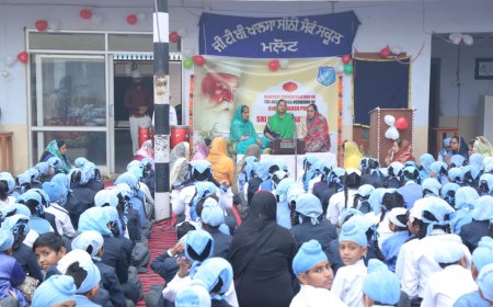 ਸ਼ਰਧਾ ਭਾਵਨਾ ਨਾਲ ਮਨਾਇਆ ਗਿਆ ਜੀ.ਟੀ.ਬੀ ਖਾਲਸਾ ਸੀਨੀਅਰ ਸੈਕੰਡਰੀ (ਮਿਡਲ ਵਿੰਗ ) ਸਕੂਲ ਵਿਖੇ ਪਹਿਲੀ ਪਾਤਸ਼ਾਹੀ ਦਾ 550ਵਾਂ ਜਨਮ ਦਿਹਾੜਾ