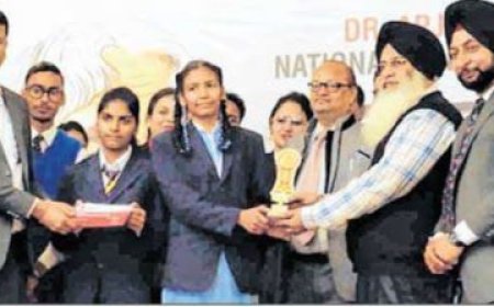 ਸਾਇੰਸ ਮੇਲੇ ' ਚੋਂ ਜੀ . ਟੀ . ਬੀ ਸਕੂਲ ਮਹਿਮੂਆਣਾ ਦੇ ਵਿਦਿਆਰਥੀ ਤੀਜੇ ਸਥਾਨ ' ਤੇ