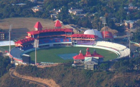 ਦੁਨੀਆਂ ਵਿੱਚ ਸਭ ਤੋਂ ਉੱਚਾ ਕ੍ਰਿਕਟ ਸਟੇਡੀਅਮ ਭਾਰਤ ਵਿੱਚ ਹਿਮਾਚਲ ਪ੍ਰਦੇਸ਼ 'ਚ ਸਥਿਤ ਹੈ, ਇਹ 1893 ਵਿੱਚ ਬਣਾਇਆ ਗਿਆ ਸੀ ।