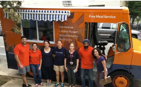 ਸਿੱਖ ਦੀ ਟਰੱਕ ਸੇਵਾ ਨੇ ਜਿੱਤਿਆ ਅਮਰੀਕੀਆਂ ਦਾ ਦਿਲ