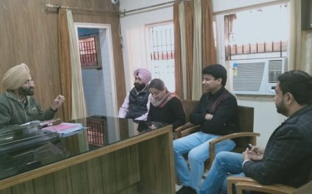 ਸਵਾਇਨ ਫਲੂ ਤੋਂ ਬਚਣ ਲਈ ਆਲੇ ਦੁਆਲੇ ਦੀ ਸਫਾਈ ਦਾ ਖਾਸ ਧਿਆਨ ਰੱਖਿਆ ਜਾਵੇ: ਡਾ ਨਵਦੀਪ ਸਿੰਘ ਸਿਵਲ ਸਰਜਨ