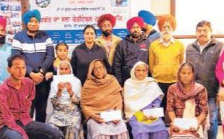 ਸਰਬੱਤ ਦਾ ਭਲਾ ਟਰੱਸਟ ਵਲੋਂ ਲੋੜਵੰਦਾਂ ਨੂੰ ਰਾਸ਼ੀ ਦੇ ਚੈੱਕ ਭੇਟ