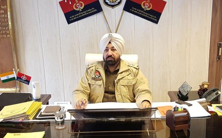 ਕਿਸੇ ਵੀ ਵਿਅਕਤੀ ਨੂੰ ਕੰਮ ਤੇ ਜਾਂ  ਕਿਰਾਏਦਾਰ ਰੱਖਣ ਤੋਂ ਪਹਿਲਾਂ ਸਬੰਧਿਤ ਬਾਰੇ  ਜਾਣਕਾਰੀ ਪੁਲਿਸ ਕੋਲ ਦਰਜ ਕਰਾਉਣੀ ਜ਼ਰੂਰੀ:- ਜ਼ਿਲ੍ਹਾ ਪੁਲਿਸ ਮੁਖੀ ਸ ਰਾਜਬਚਨ ਸਿੰਘ ਸੰਧੂ