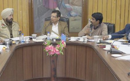 ਪ੍ਰਮੁੱਖ ਸਕੱਤਰ ਅਨੁਰਾਗ ਵਰਮਾ ਨੇ ਸਰਕਾਰ ਦੀਆਂ ਵੱਖ ਵੱਖ ਸਕੀਮਾਂ ਦੀ ਪ੍ਰਗਤੀ ਦਾ ਲਿਆ ਜਾਇਜਾ