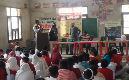 ਸਰਕਾਰੀ ਹਾਈ ਸਕੂਲ ਸੁਖਣਾ ਅਬਲੂ ਵਿਖੇ ਕਰੀਅਰ ਗਾਈਡੈਂਸ ਸੈਮੀਨਾਰ ਕਰਵਾਇਆ