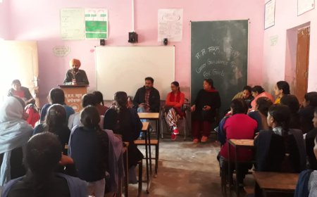 ਸੀਨੀਅਰ ਸੈਕੰਡਰੀ ਸਕੂਲ, ਥਾਂਦੇਵਾਲਾ ਵਿਖੇ ਲੜਕੀਆਂ ਵਿਸ਼ੇਸ਼ ਸੈਮੀਨਾਰ ਦਾ ਆਯੋਜਨ