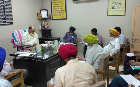 ਡਾਇਰੈਕਟਰ ਖੇਤੀਬਾੜੀ ਪੰਜਾਬ ਨੇ ਨਰਮੇ ਅਤੇ ਮੱਕੀ ਦੀ ਬਿਜਾਈ ਸਬੰਧੀ ਕੀਤੀ ਮੀਟਿੰਗ