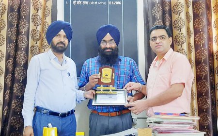 ਬਲਦੇਵ ਸਿੰਘ ਸਾਹੀਵਾਲ ਨੂੰ ਅਧਿਆਪਕ ਦਿਵਸ ਮੌਕੇ  'ਬੈਸਟ ਟੀਚਰ' ਦੇ ਅਵਾਰਡ ਨਾਲ ਕੀਤਾ ਗਿਆ ਸਨਮਾਨਿਤ