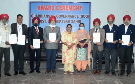 ਸ੍ਰੀ ਮੁਕਤਸਰ ਸਾਹਿਬ ਵਿਖੇ ਹੋਇਆ ਜੀ.ਓ.ਜੀ ਦਾ ਜਿਲ੍ਹਾ ਪੱਧਰੀ ਸਨਮਾਨ ਸਮਾਰੋਹ ਅਨੁਸ਼ਾਸਨ ਤੇ ਮਿਹਨਤ ਹੀ ਇਕ ਫੌਜੀ ਦੀ ਪਹਿਚਾਣ – ਡੀ ਸੁਡਰਾਵਿਲੀ
