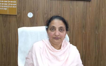 ਜਿਲੇ ਚ ਅਯੁਸ਼ਮਾਨ ਸਰਬੱਤ ਸਿਹਤ ਬੀਮਾ ਯੋਜਨਾ ਦੀ ਚੱਲੀ ਮੁਹਿੰਮ- ਡਾ ਰੰਜੂ ਸਿੰਗਲਾ ਸਿਵਿਲ ਸਰਜਨ