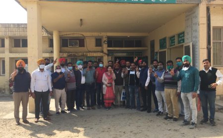 ਸੀ.ਐਚ.ਸੀ. ਚੱਕ ਸ਼ੇਰੇਵਾਲਾ ਵਿਖੇ ਲਗਾਏ ਗਏ ਕੋਵੀ ਸ਼ੀਲਡ ਵੈਕਸੀਨ ਦੇ ਟੀਕੇ- ਡਾ. ਕਿਰਨਦੀਪ ਕੌਰ