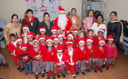 ਐੱਸ.ਡੀ ਸੀਨੀਅਰ ਸੈਕੰਡਰੀ ਸਕੂਲ ਮਲੋਟ ਦੇ ਵਿਦਿਆਰਥੀਆਂ ਨੇ ਬੜੇ ਉਤਸ਼ਾਹ ਨਾਲ ਮਨਾਇਆ ਕ੍ਰਿਸਮਿਸ ਅਤੇ ਨਵਾਂ ਸਾਲ