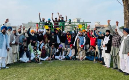 ਪਿੰਡ ਦਾਨੇਵਾਲਾ ਵੱਲੋਂ ਬਲਕਰਨ ਸਿੰਘ ਨੂੰ ਨਵੀਂ ਟਰਾਲੀ ਨਾਲ ਕੀਤਾ ਸਨਮਾਨਿਤ