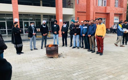 ਕੋਰਟ ਕੰਪਲੈਕਸ ਮਲੋਟ ਵਿਖੇ ਮਨਾਇਆ ਲੋਹੜੀ ਦਾ ਤਿਉਹਾਰ