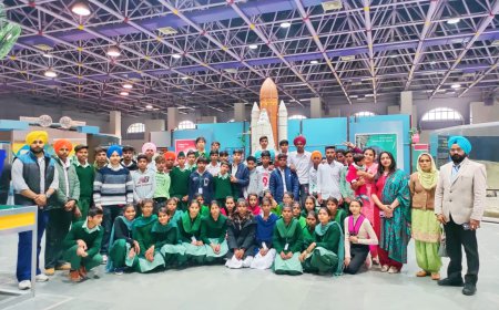 ਸਰਕਾਰੀ ਹਾਈ ਸਕੂਲ ਛਾਪਿਆਂਵਾਲੀ ਦੇ ਵਿੱਦਿਆਰਥੀਆਂ ਨੂੰ ਕਰਵਾਇਆ ਪੁਸ਼ਪਾ ਗੁਜਰਾਲ ਸਾਇੰਸ ਸਿਟੀ ਕਪੂਰਥਲਾ ਦਾ ਵਿੱਦਿਅਕ ਦੌਰਾ