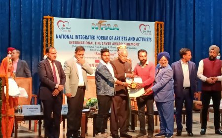 ਮਲੋਟ ਬਲੱਡ ਗਰੁੱਪ ਸੰਸਥਾ ਨੂੰ ਮਿਲਿਆ 37ਵਾਂ ਸੇਵਾ ਪੁਰਸਕਾਰ ਅਤੇ ਪਹਿਲਾ ਅੰਤਰਰਾਸ਼ਟਰੀ ਪੁਰਸਕਾਰ