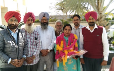ਸਰਬੱਤ ਦਾ ਭਲਾ ਚੈਰੀਟੇਬਲ ਟਰੱਸਟ ਮੁਕਤਸਰ ਸਾਹਿਬ ਟੀਮ ਵੱਲੋਂ ਡਾ.ਬਲਜੀਤ ਕੌਰ ਨੂੰ ਐੱਮ.ਐੱਲ.ਏ ਬਨਣ ਤੇ ਦਿੱਤੀ ਵਧਾਈ
