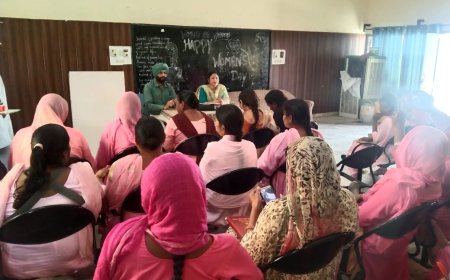 ਸੀ.ਐੱਚ.ਸੀ ਲੰਬੀ ਵਿਖੇ ਆਸ਼ਾ ਵਰਕਰਾਂ ਨੂੰ ਹੋਮ ਬੇਸਡ ਕੇਅਰ ਫਾਰ ਜੰਗ ਚਾਈਲਡ ਸੰਬੰਧੀ ਦਿੱਤੀ ਟਰੇਨਿੰਗ