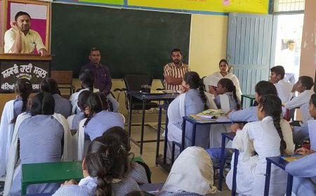 ਗੈਸਟ ਲੈਕਚਰ ਦੌਰਾਨ ਵਿਦਿਆਰਥੀਆਂ ਨੂੰ ਵੱਖ-ਵੱਖ ਕੋਰਸਾਂ ਬਾਰੇ ਦਿੱਤੀ ਜਾਣਕਾਰੀ