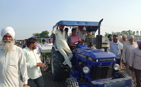 ਝੋਨੇ ਦੀ ਸਿੱਧੀ ਬਿਜਾਈ ਵੱਲ ਕਿਸਾਨਾਂ ਨੂੰ ਉਤਸ਼ਾਹਿਤ ਕਰਨ ਲਈ ਡੀ.ਸੀ ਸ਼੍ਰੀ ਮੁਕਤਸਰ ਸਾਹਿਬ ਪਿੰਡ ਚੱਕ ਗਿਲਜੇਵਾਲਾ ਵਿਖੇ ਪਹੁੰਚੇ