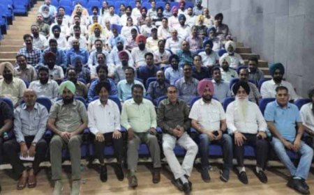 PROA ਵੱਲੋਂ ਚੱਲ ਰਹੇ ਸੰਘਰਸ਼ ਸੰਬੰਧੀ Law Bhawan, ਸੈਕਟਰ 37, ਚੰਡੀਗੜ੍ਹ ਵਿਖੇ ਰੈਵੀਨਿਊ ਅਫ਼ਸਰਾਂ ਦੀ ਮੀਟਿੰਗ ਦਾ ਕੀਤਾ ਗਿਆ ਆਯੋਜਨ