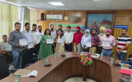 ਜ਼ਿਲ੍ਹੇ ਦੇ 38 ਸਕੂਲਾਂ ਨੂੰ ਸਵੱਛ ਵਿਦਿਆਲਿਆ ਪੁਰਸਕਾਰ ਤਹਿਤ ਕੀਤਾ ਸਨਮਾਨਤ