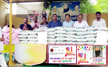 ਬਲਾਕ ਮਲੋਟ ਦੀ ਡੇਰਾ ਸੱਚਾ ਸੌਦਾ ਦੀ ਸੰਗਤ ਨੇ ਵੰਡਿਆ ਲੋੜਵੰਦ ਪਰਿਵਾਰਾਂ ਨੂੰ ਰਾਸ਼ਨ