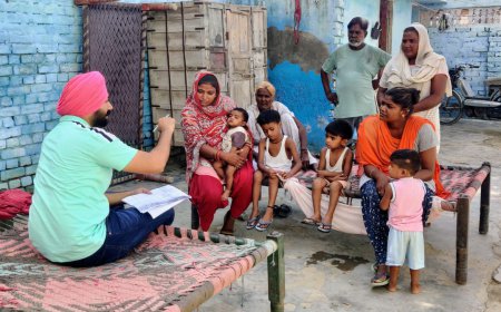 ਸਿਵਲ ਹਸਪਤਾਲ ਮਲੋਟ ਅਤੇ ਆਲਮਵਾਲਾ ਦੇ ਸਟਾਫ਼ ਵੱਲੋਂ ਡੇਂਗੂ ਅਤੇ ਮਲੇਰੀਆ ਦੇ ਬਚਾਅ ਸੰਬੰਧੀ ਕੀਤੀਆ ਗਈਆਂ ਗਤੀਵਿਧੀਆਂ