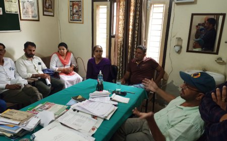 ਮਲਟੀਪਰਪਜ ਹੈੱਲਥ ਇੰਪਲਾਈਜ ਯੂਨੀਅਨ ਬਲਾਕ ਆਲਮਵਾਲਾ ਵੱਲੋਂ ਆਪਣੀਆਂ ਹੱਕੀ ਮੰਗਾਂ ਲਈ ਲਗਾਇਆ ਗਿਆ ਧਰਨਾਮਲਟੀਪਰਪਜ ਹੈੱਲਥ ਇੰਪਲਾਈਜ ਯੂਨੀਅਨ ਬਲਾਕ ਆਲਮਵਾਲਾ ਵੱਲੋਂ ਆਪਣੀਆਂ ਹੱਕੀ ਮੰਗਾਂ ਲਈ ਲਗਾਇਆ ਗਿਆ ਧਰਨਾ