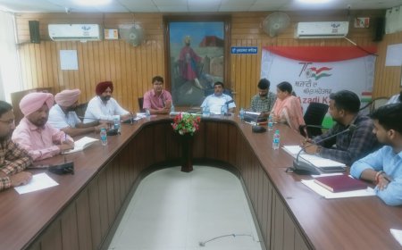 ਕੌਮੀ ਮਨੁੱਖੀ ਅਧਿਕਾਰ ਕਮਿਸ਼ਨ ਦੇ ਵਿਸ਼ੇਸ਼ ਸੰਪਰਕਕਰਤਾ ਅਧਿਕਾਰੀ ਵੱਲੋਂ ਜਿ਼ਲ੍ਹੇ ਦਾ ਲਿਆ ਜਾਇਜ਼ਾ ਜਲ ਪ੍ਰਦੁਸ਼ਣ ਨਿਯੰਤਰਣ ਸੰਬੰਧੀ ਕੀਤੀ ਮੀਟਿੰਗ