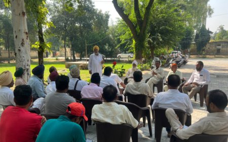 ਪੰਜਾਬ ਸੁਬਾਰਡੀਨੇਟ ਸਰਵਸਿਸ ਫੈਡਰੇਸ਼ਨ 1680 ਦੇ ਪ੍ਰੋਗਰਾਮ ਅਨੁਸਾਰ ਮੁਕਤਸਰ ਵਿਖੇ ਹੋਈ ਮੀਟਿੰਗ