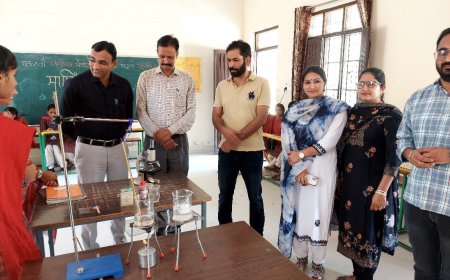 ਸਰਕਾਰੀ ਸੀਨੀਅਰ ਸੈਕੰਡਰੀ ਸਮਾਰਟ ਸਕੂਲ ਫਤੂਹੀਖੇੜਾ ਵਿਖੇ ਲਗਾਇਆ ਗਿਆ 'ਵਿਗਿਆਨ ਮੇਲਾ'